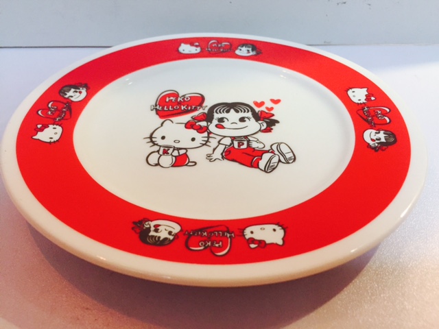 2018 Peko x Kitty 小碟