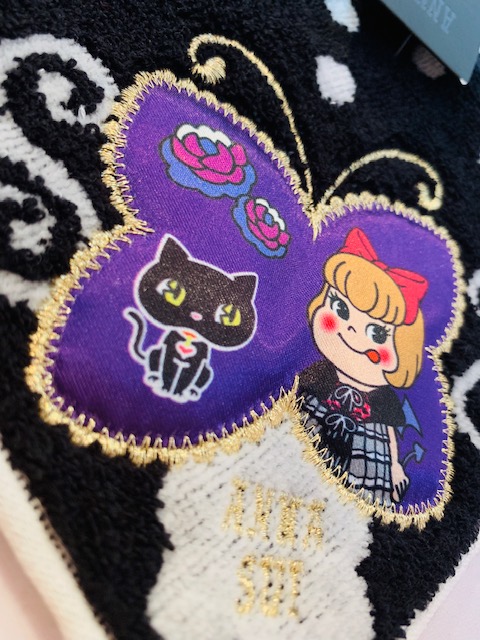 2018 Peko x Anna Sui 小巾-黑