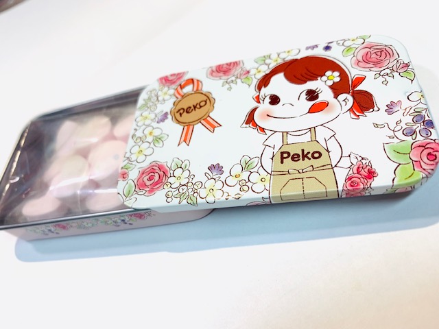 2018 Peko mini 滑動鐵盒