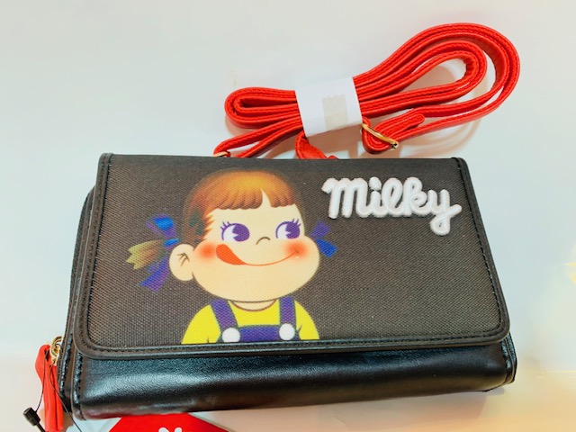 2018 Peko 錢包/手袋 (Milky 刺繍, 黑色)