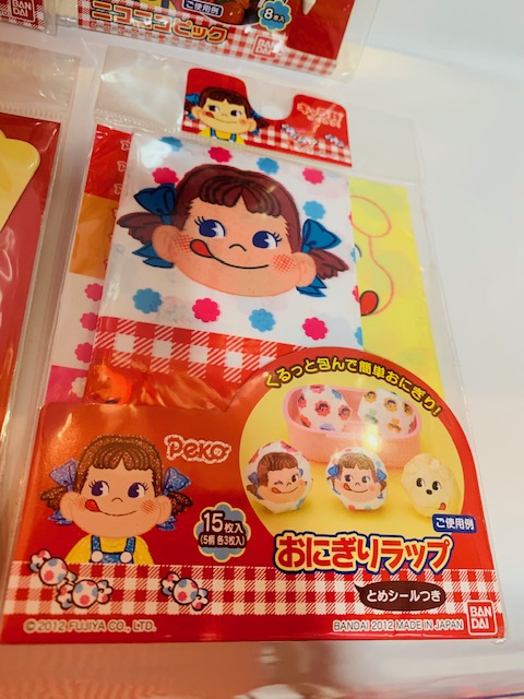 2012 Peko 餐盒裝飾用品1套4件