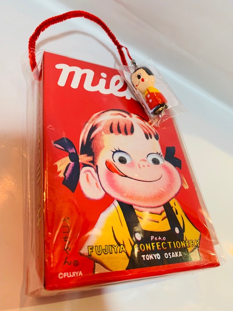 2019 Peko 復刻 Milky紙糖盒連人形掛飾