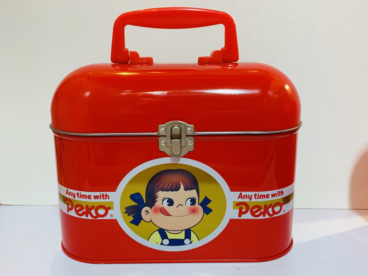 90's Peko 鐵缶C