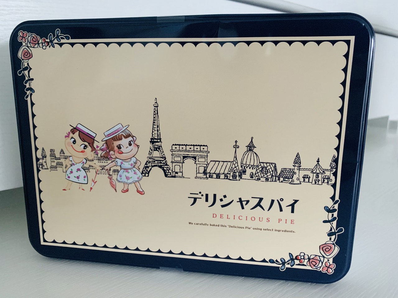2020 Peko 70周年鐵缶（B)