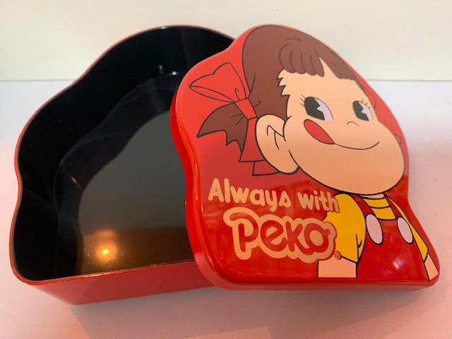 90's  Peko 菓子盒