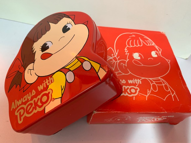 90's  Peko 菓子盒