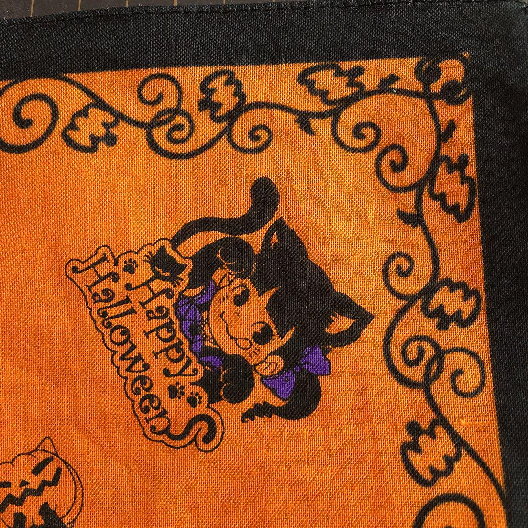2014 Peko 印花大方巾-萬聖節