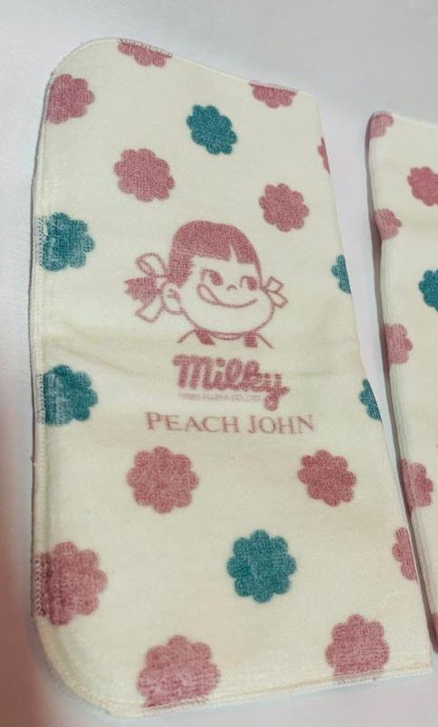 2023 Peko x Peach John  毛巾袋 / 水樽袋/ 傘袋 (B)