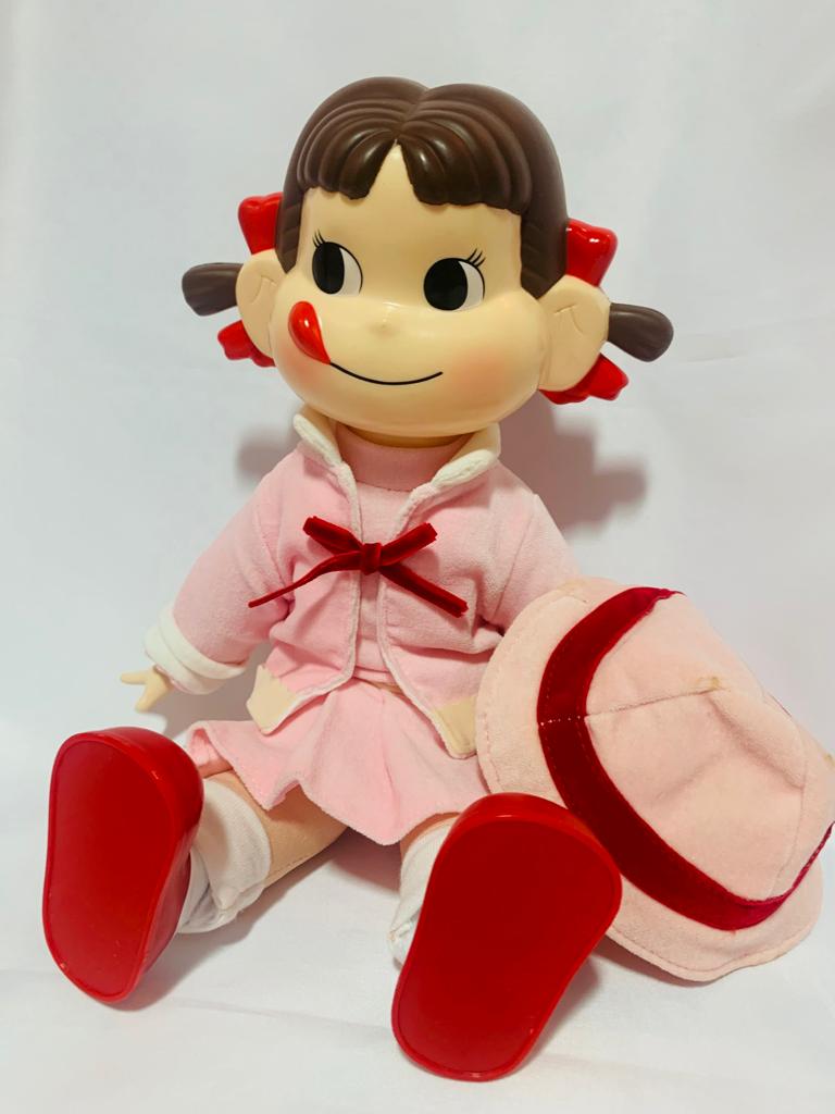 05 Modern Peko 人形