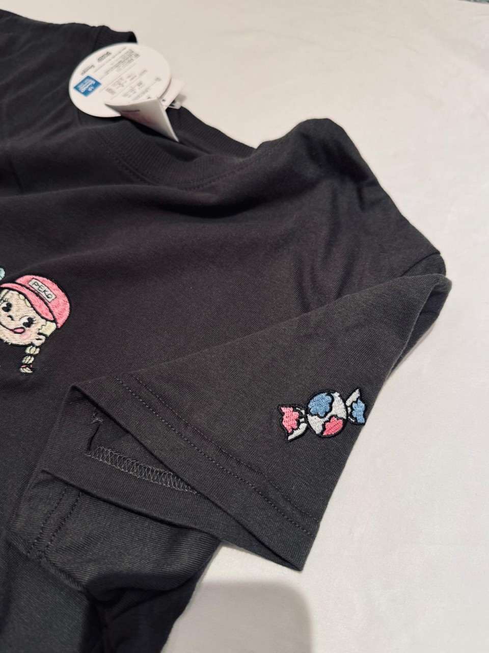 ...2026 Peko 刺繡 Tee 4 (size L)