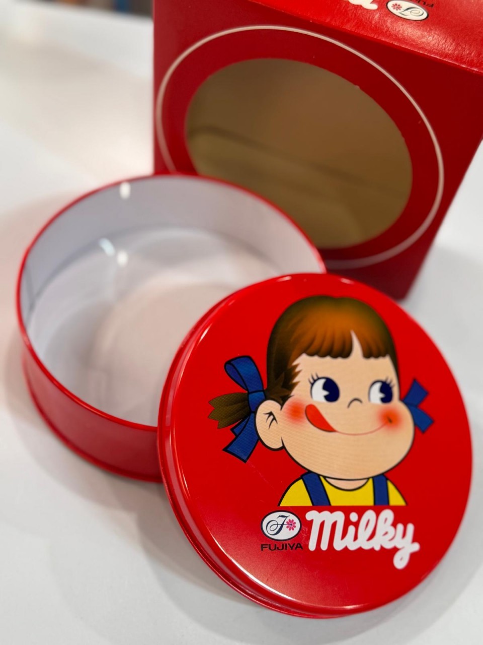 90's Peko 鐵盒(C)