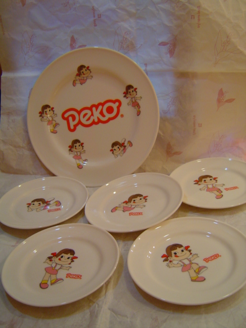90's Peko 大小碟1套6件
