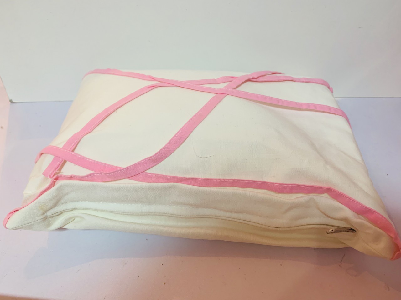 03 Peko cushion