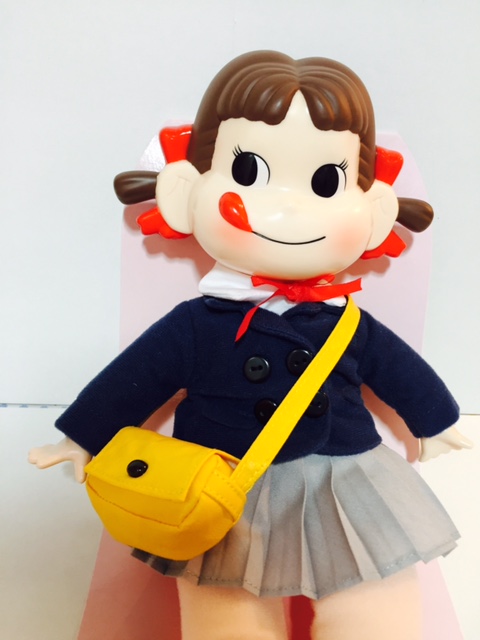 00 Sitting Peko-校服