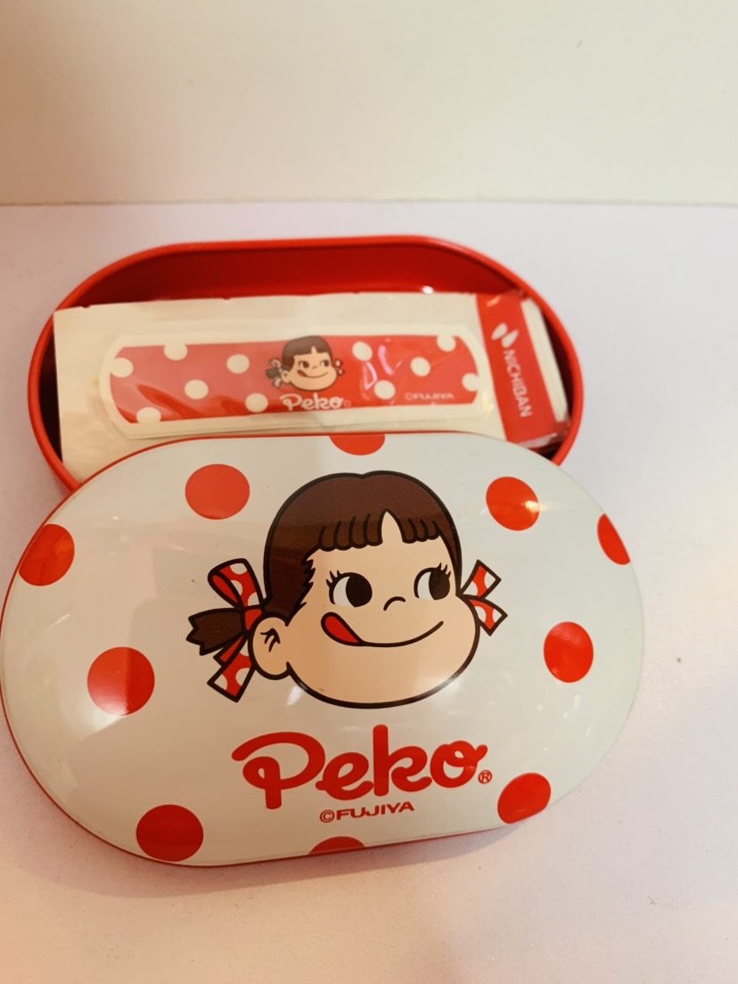 90’s Peko 鐵盒連藥用膠布