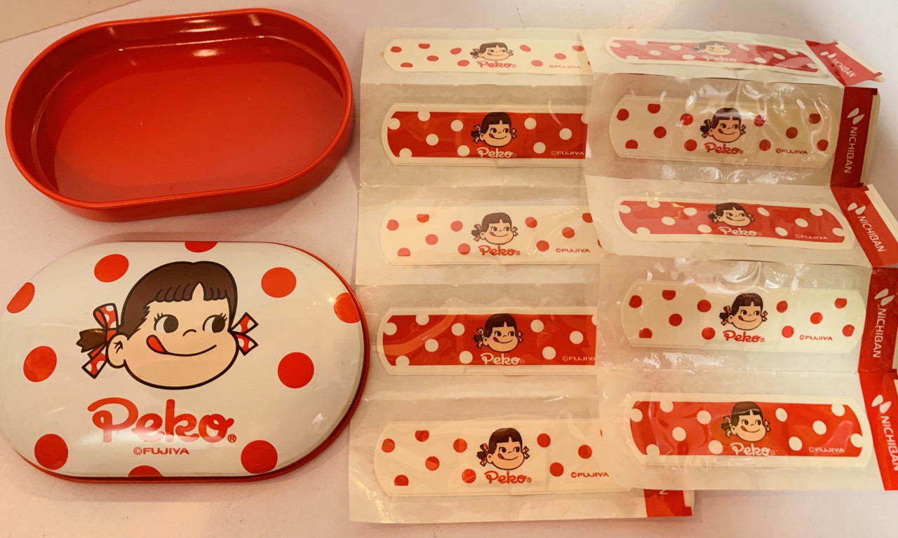 90’s Peko 鐵盒連藥用膠布
