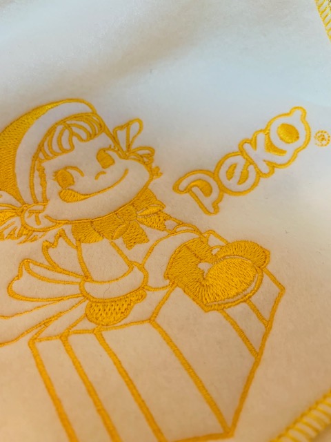 06 Peko 頸巾 / 圍巾