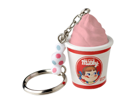 08 Peko Milky Soft 匙扣 (草莓)