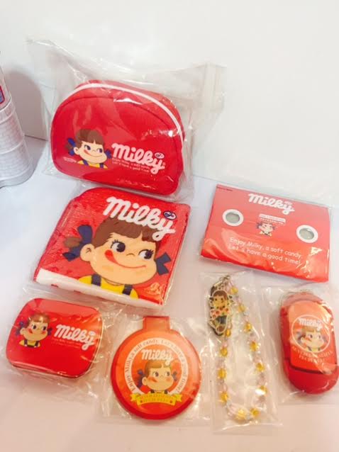 06 Peko 秘密寶箱-城堡 付Milky 精品7件