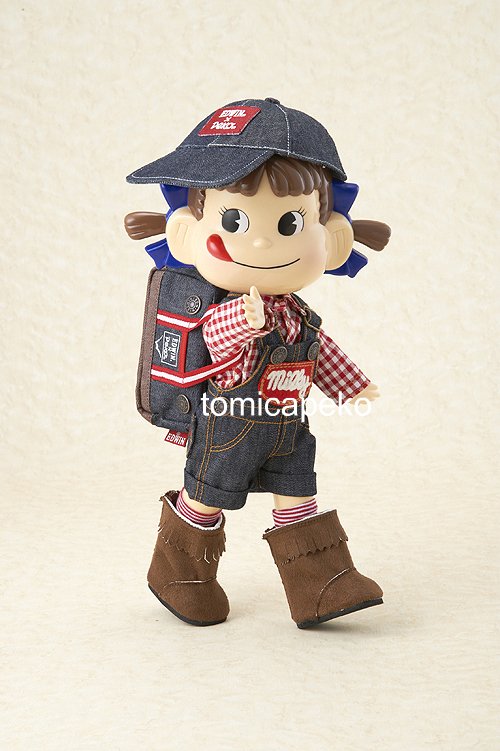 2012 Edwin Peko 人形