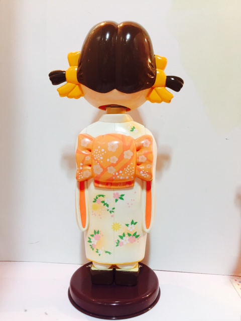 05 Peko 首振和服人形-山吹色