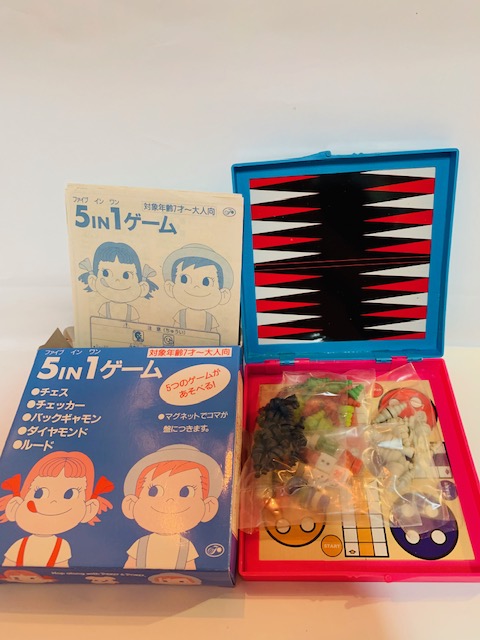 01 Peko Poko 5合1棋子