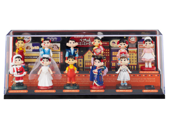 2010 mini mini Peko museum 收納箱(不包人形)